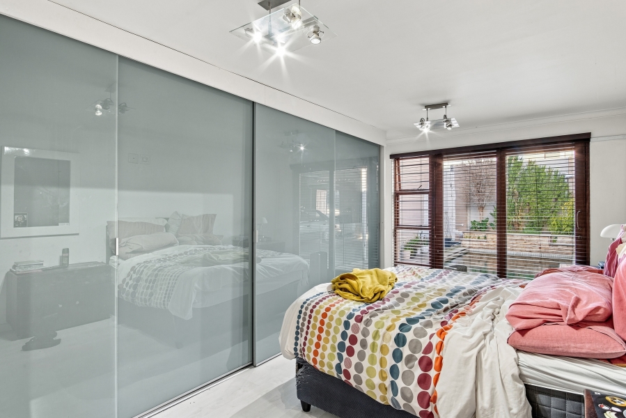 6 Bedroom Property for Sale in Woodstock Western Cape